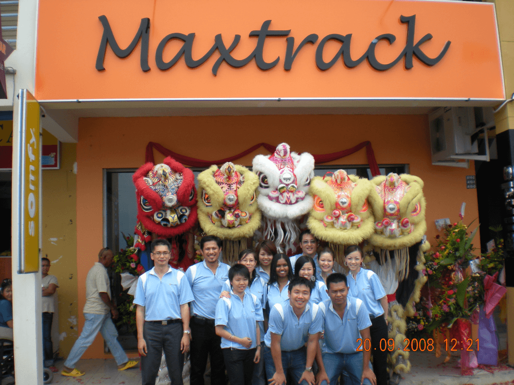 Maxtrack Kota Kinabalu group photo